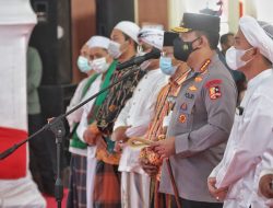 Tokoh Agama di Jawa timur Ikut Vaksinasi, Kapolri ; Jadi Penyemangat Kita Semua