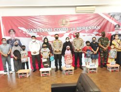Wakapolda Banten Tinjau Lokasi Vaksinasi Serentak di GSG Sport Club Water World Citra Raya