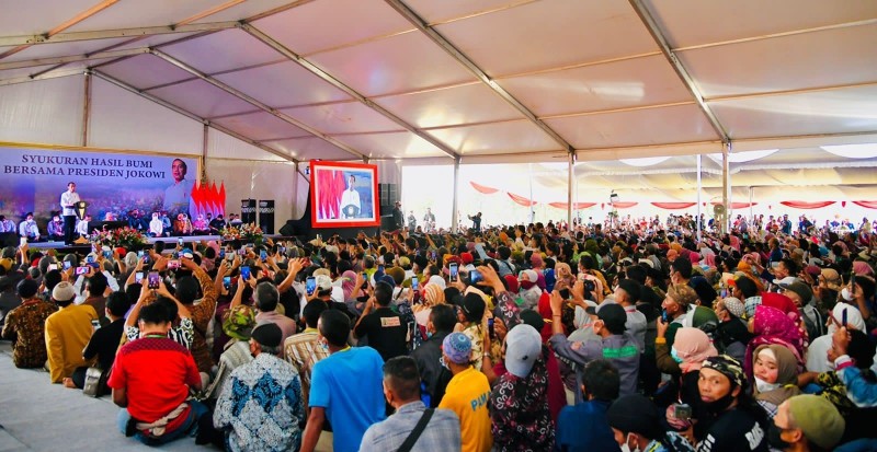 Ribuan Petani Bahagia, Gema Perhutanan Sosial Pastikan Berdiri dan Bersatu Di Belakang Presiden Jokowi 