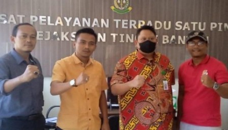 LSM JAMBAKK Menyambangi Kejaksaan Tinggi Banten