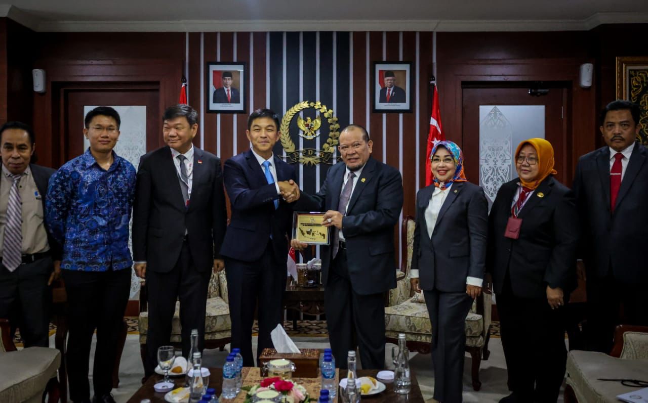 Ketua DPD RI Dorong Proses Ratifikasi Perjanjian Bilateral Indonesia Singapura