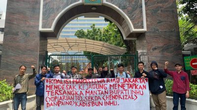 Mahasiswa Riau Jakarta Minta Kejaksaan Agung Menetapkan Tersangka Mantan Bupati Indragiri Hulu Yopi Arianto