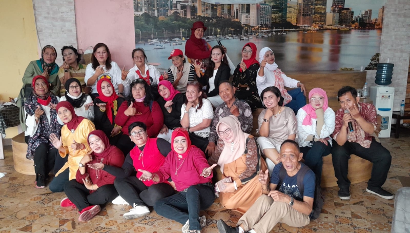 Perayaan Natal Bersama Keluarga Besar PERI  " Persaudaraan Relawan Indonesia" Damai Sejahtera Natal Dalam Kasih Kristus