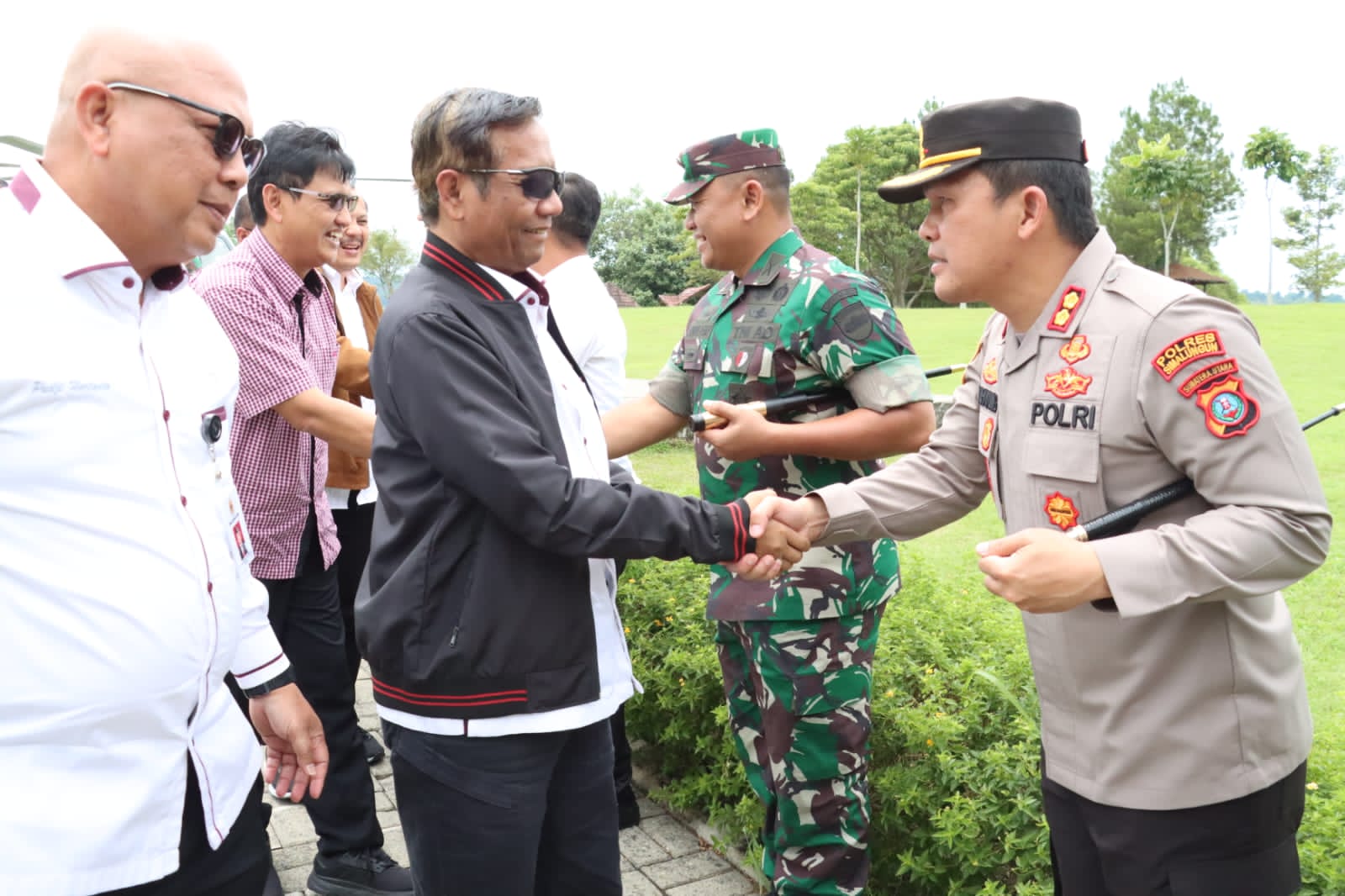 Kapolres Simalungun Ikuti FGD di KSPN Danau Toba, Menkopolhukam: "Danau Toba Harus Betul-betul Menjadi Daerah Pariwisata Super Perioritas