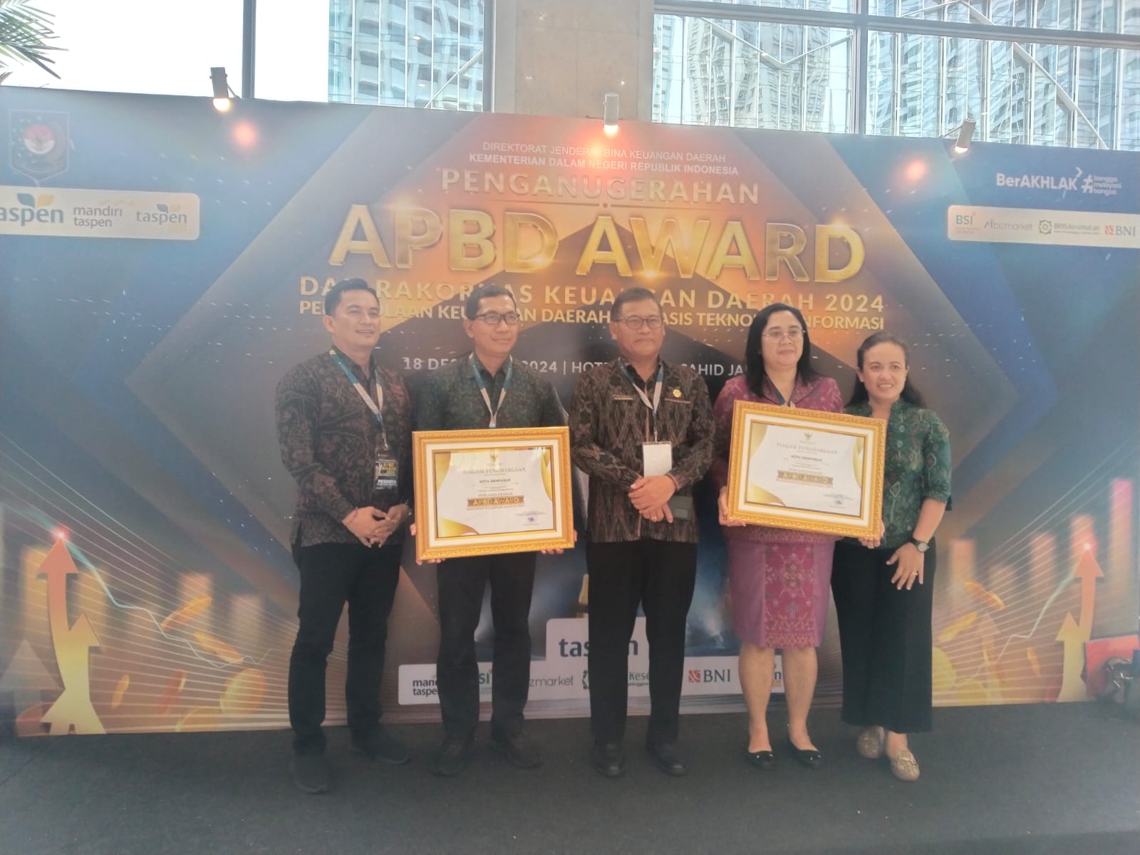 Kota Denpasar Bali Berhasil Raih Penghargaan di APBD Award 2024