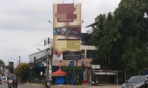 Diduga Billboard Tak Berizin Bebas Berdiri di Pondok Cabe Raya, Tangsel