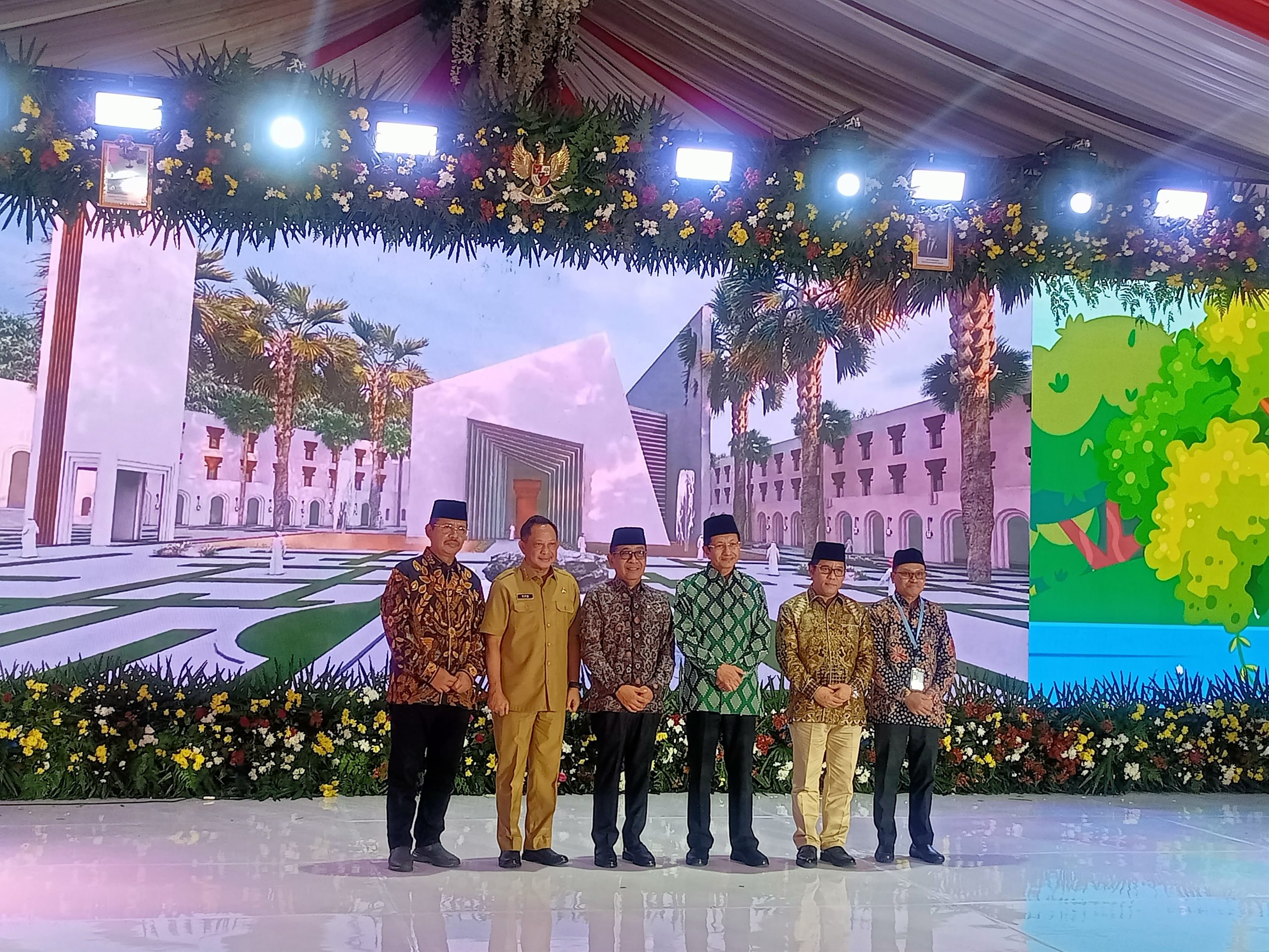 Gerakan 1 Juta Pohon Matoa di Hari Bumi ke-55 oleh kementerian Agama Prof. Dr Nasaruddin Umar, MA