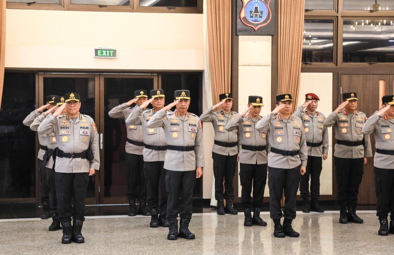 Kenaikan Pangkat Pati Polri, 14 Perwira Tinggi Naik Pangkat, Siapa Saja Sih ?