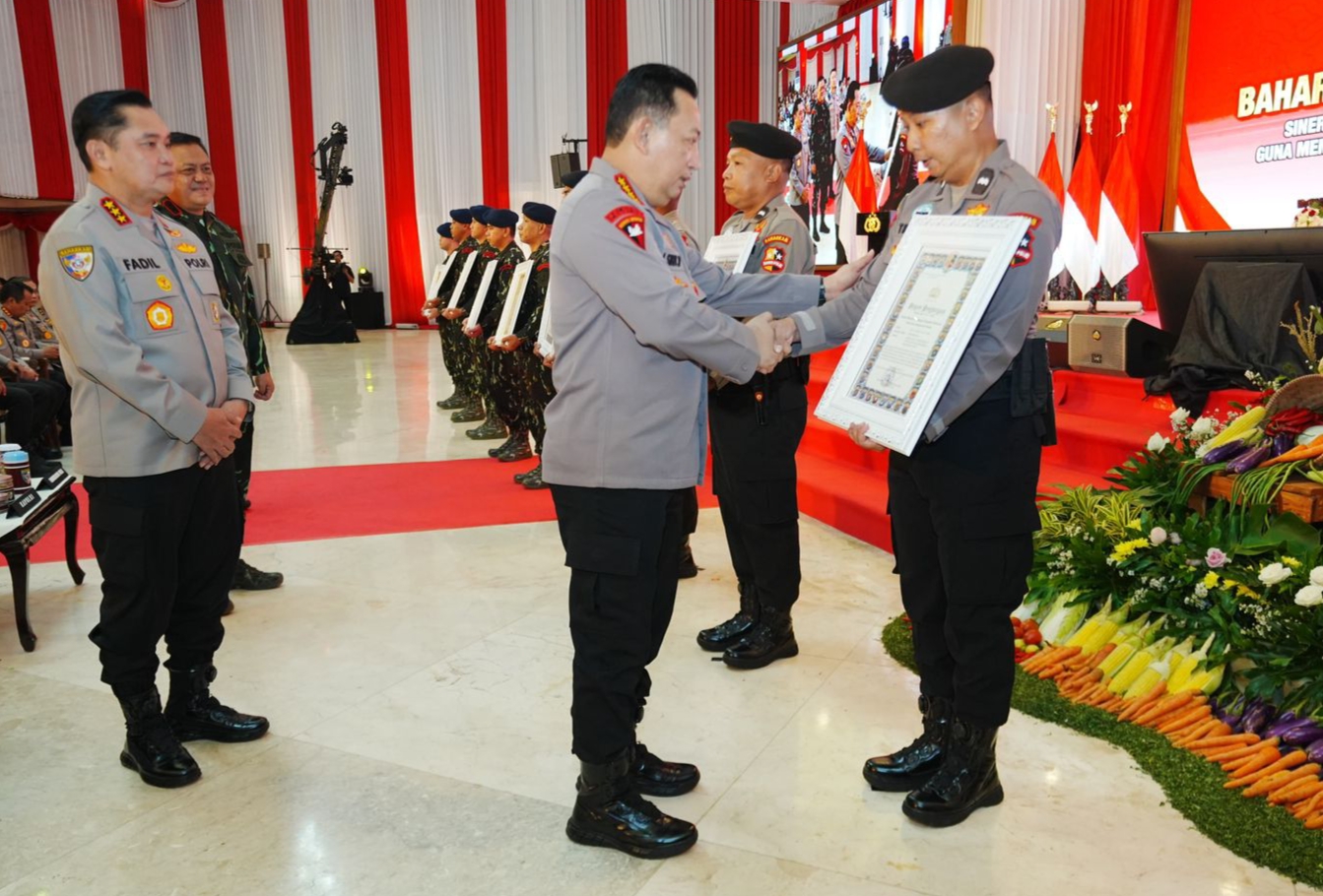 Kapolri Instruksikan Kawal Program Pemerintah hingga Tingkatkan Kemampuan Personel di Rakernis Baharkam-Korbrimob
