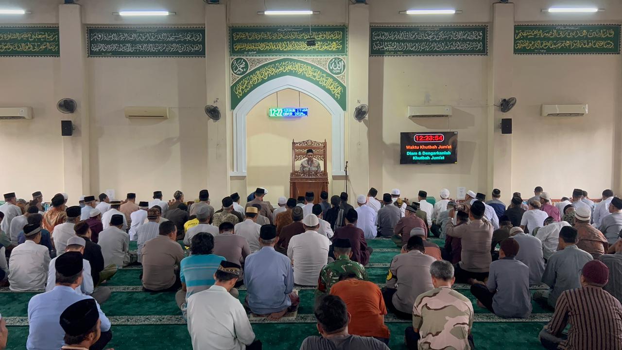 Ditbinmas Polda Metro Jaya Gelar Jumat Keliling di Masjid Al-Furqon Bekasi