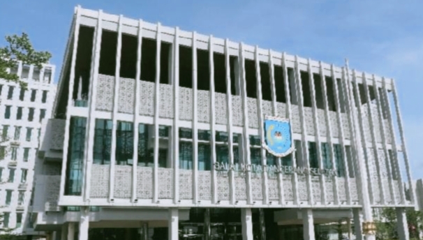 Benyamin Davnie Ungkap Tiga Wilayah Paling Kritis Sampah di Tangsel