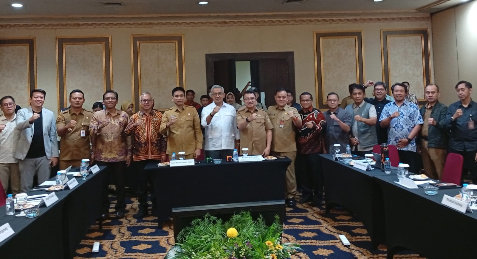 Kemendagri Dorong Pengelolaan Stadion Sepak Bola Berbasis UMKM untuk Gerakkan Ekonomi Daerah