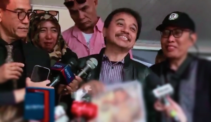 Polda Metro Jaya Jadwalkan Pemeriksaan Roy Suryo dan Ahmad Khozinudin Terkait Laporan Fitnah