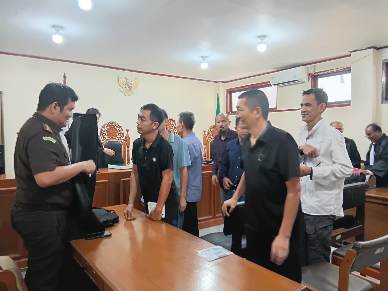 Terdakwa Ungkap Dugaan Intimidasi Senjata Api, Sidang PT Sawerigading di PN Jayapura Terhenti Akibat Kendala Bahasa