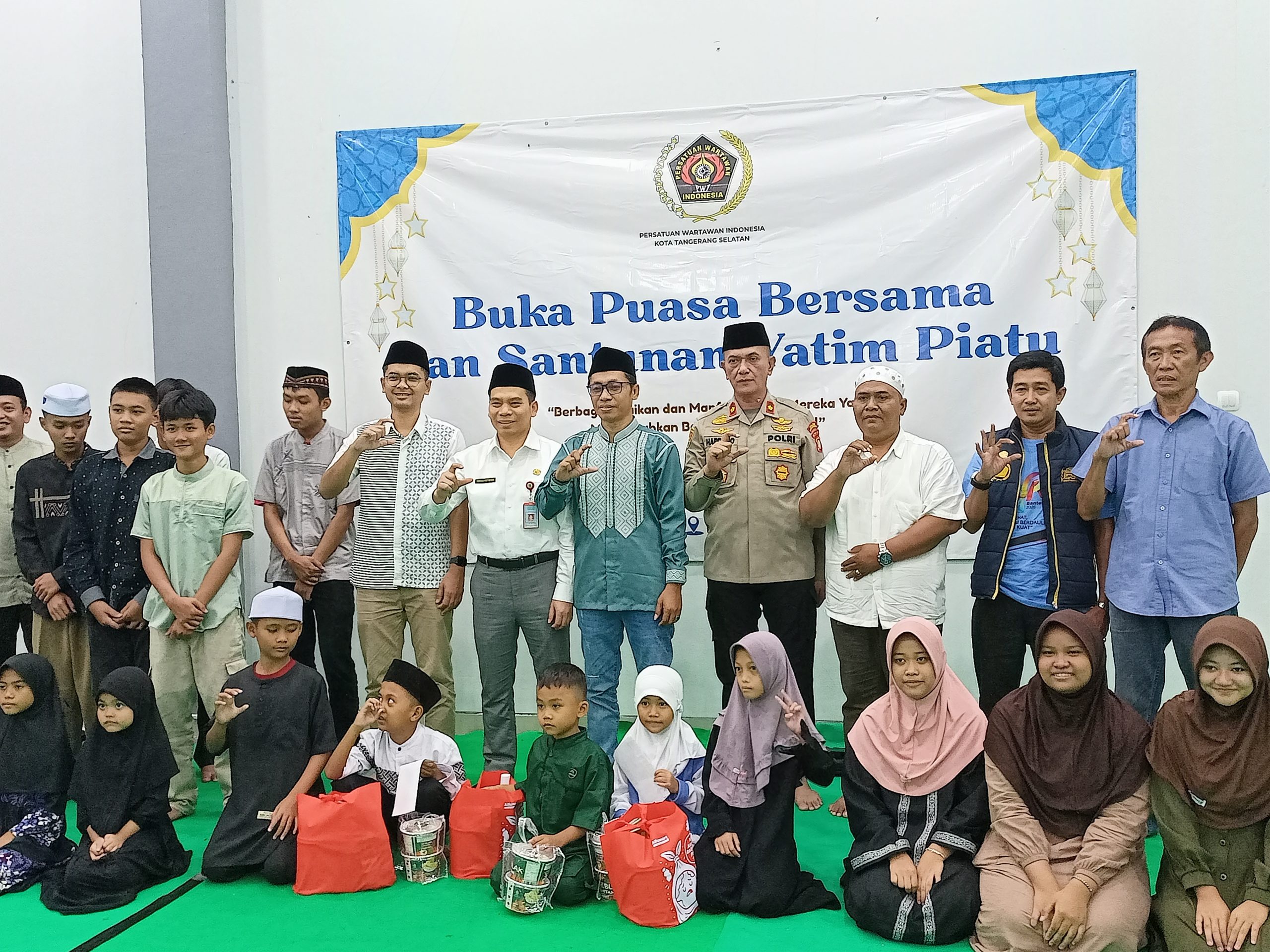 PWI Tangsel Gelar Bukber dan Santunan Anak Yatim, Perkuat Silaturahmi Pemerintah dan Insan Pers