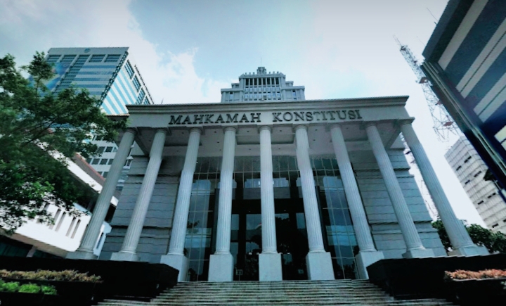 MK Tolak Gugatan Roy Suryo dkk soal Pasal Pencemaran Nama Baik, Permohonan Dinilai Kabur