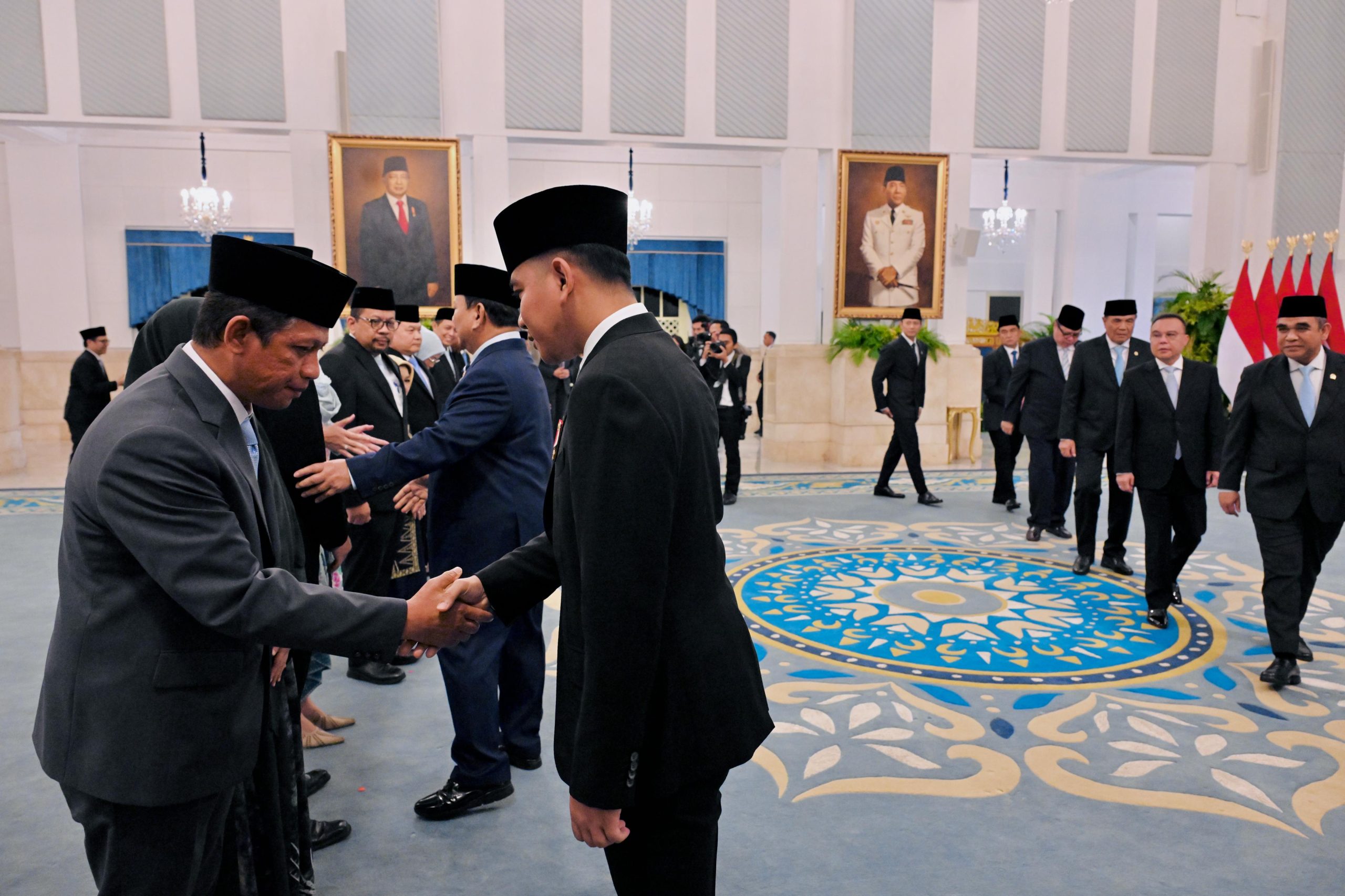 Presiden Prabowo Lantik Sejumlah Pejabat Negara di Istana Negara