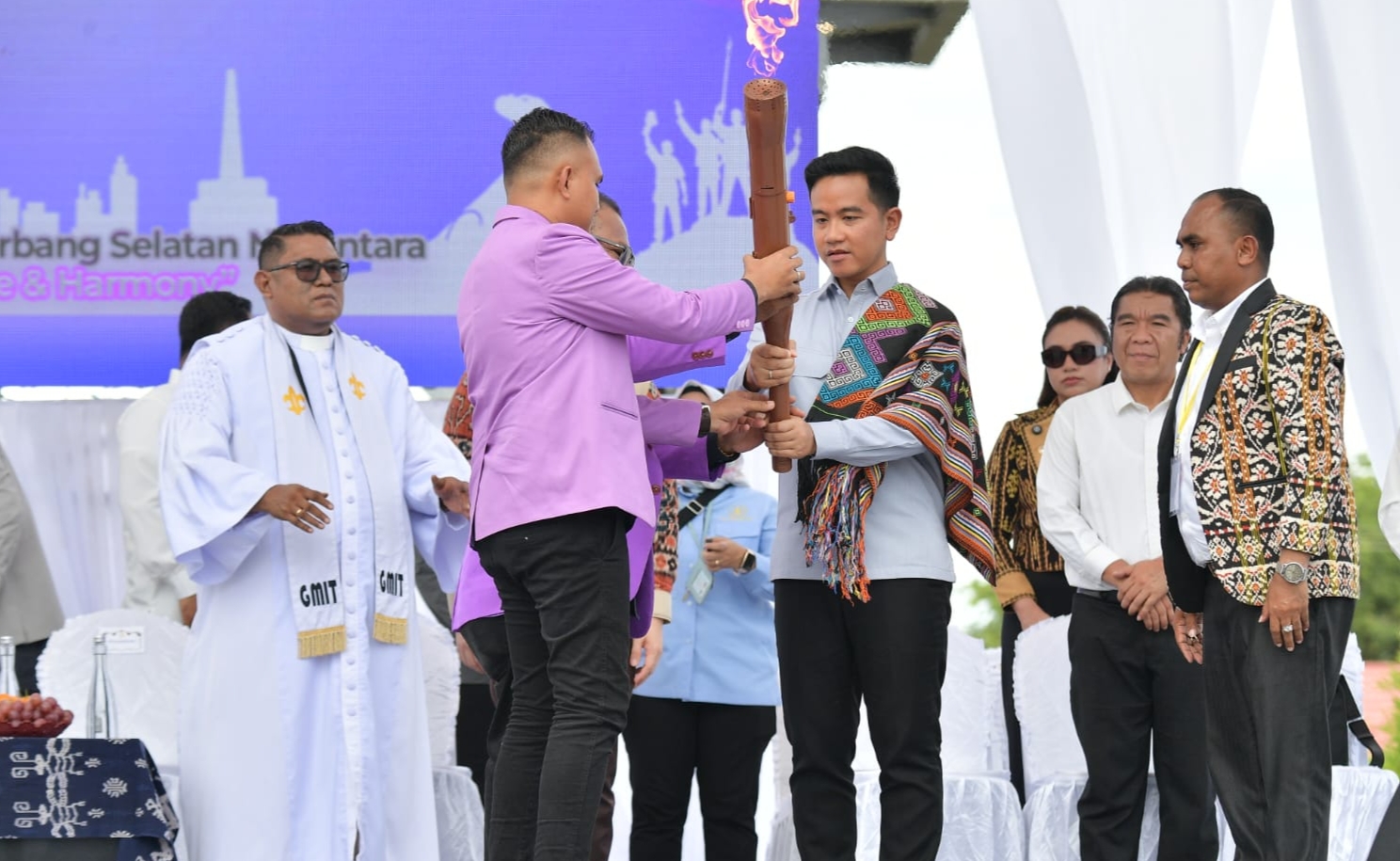 Lepas Pawai Paskah Akbar 2026, Wapres Dorong NTT Jadi Destinasi Wisata Rohani Unggulan