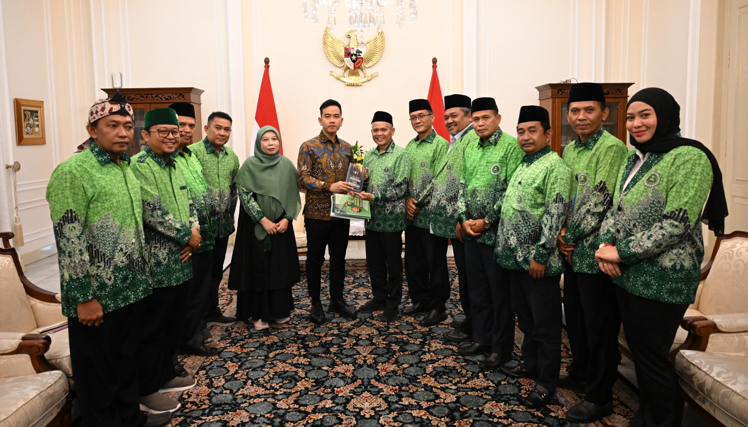 Terima PGM, Wapres Tekankan Peningkatan Kesejahteraan dan Transformasi Digital Guru Madrasah