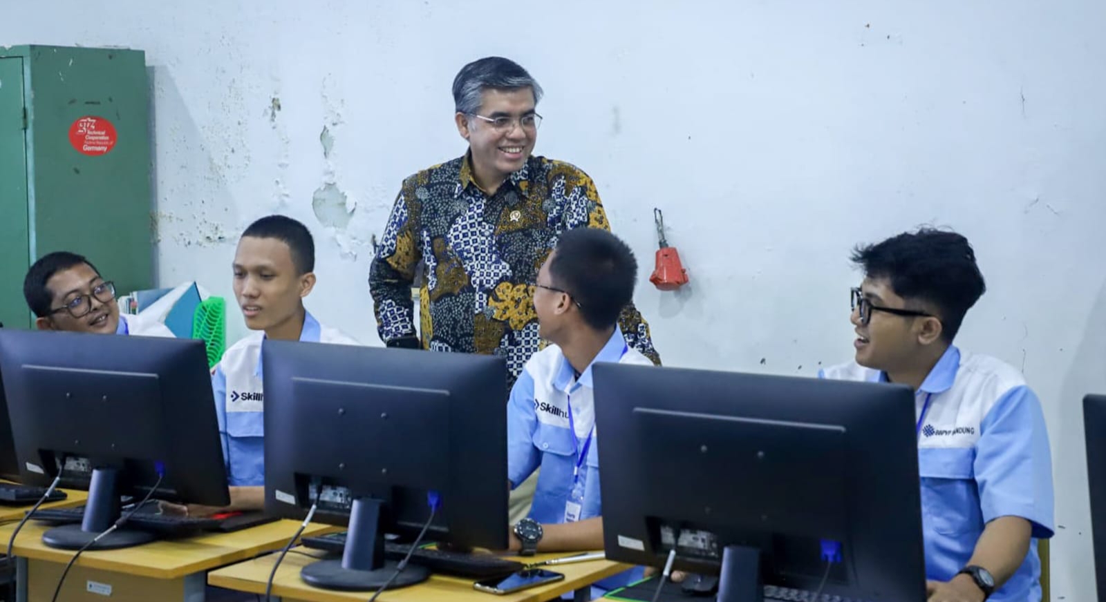 Menaker Tekankan Pelatihan Vokasi agar Lulusan Siap Masuk Dunia Kerja