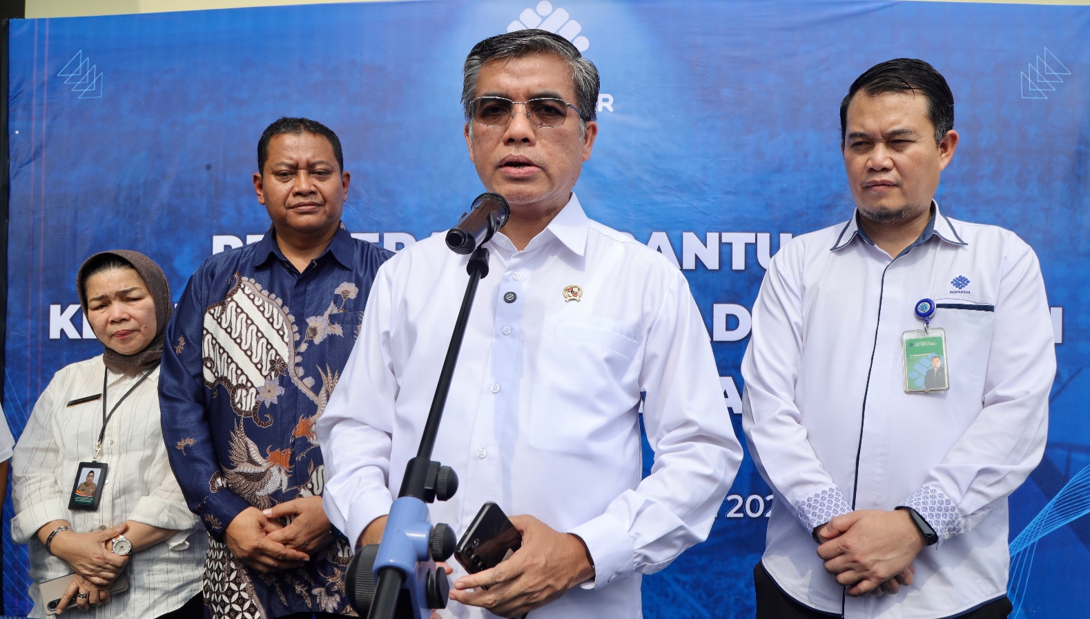 Kemnaker Salurkan Rp32 Miliar untuk Pemulihan Ekonomi Sumatera Utara dan Aceh