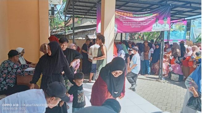 Penyaluran Beras Bulog 1912 Warga Desa Jatimulya Kecamatan Sepatan Timur Berjalan Lancar