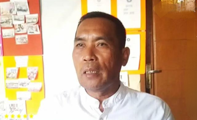 Diduga Tak Sesuai Spesifikasi, Proyek Jalan Hotmix di Mauk Disorot