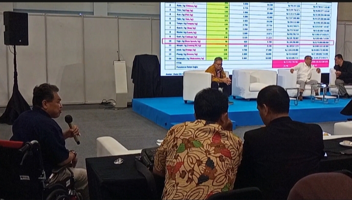 Investor Asing Masuk, Harga Telur Ambruk: Peternak Rakyat Khawatir Tergusur dari Negeri Sendiri