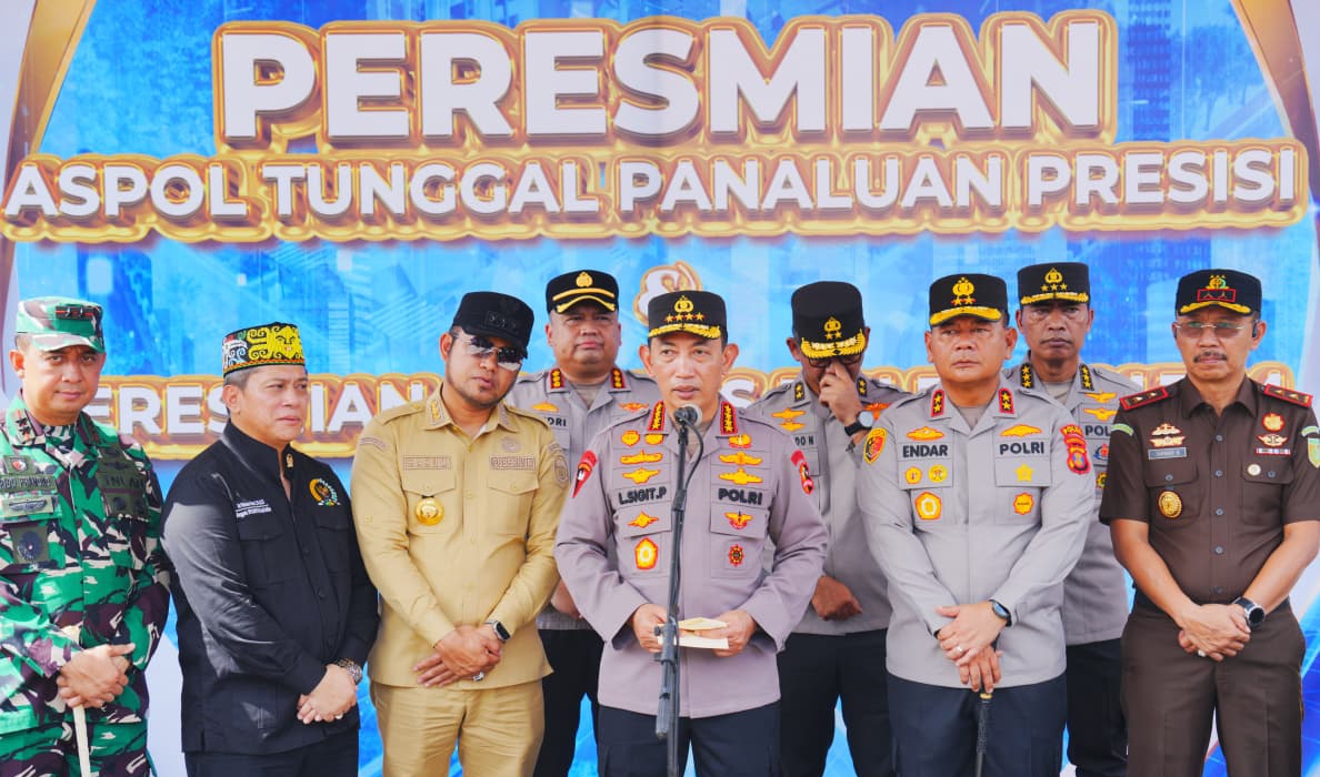 Resmikan Asrama dan Sarpras Polda Kaltim, Kapolri: Berikan Pengabdian Terbaik untuk Masyarakat 