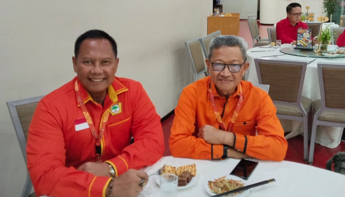 Seketaris kosgoro Kalimantan selatan gusti perdana Kusuma Hadiri mubes ke V Di Jakarta