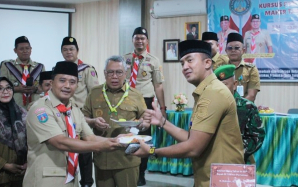 Wali Kota Tangsel Buka KMD Pramuka Ciputat Timur, Perkuat Karakter Generasi Muda