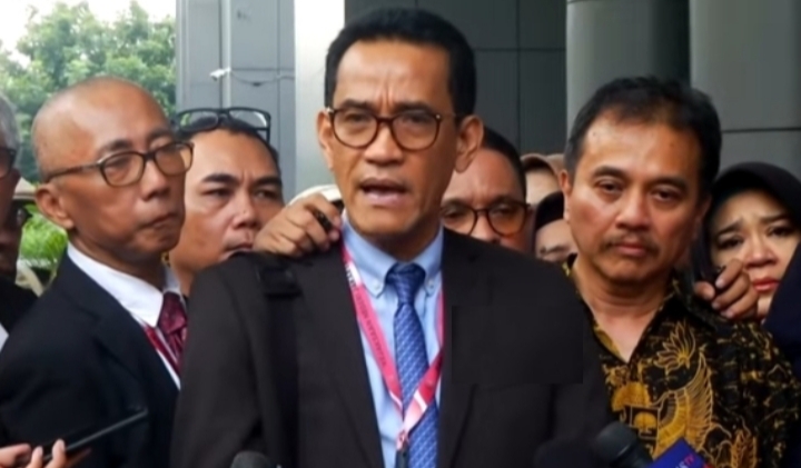Penangguhan Roy Suryo dan Dokter Tifa Dikabulkan,Wajib Lapor Setiap Pekan