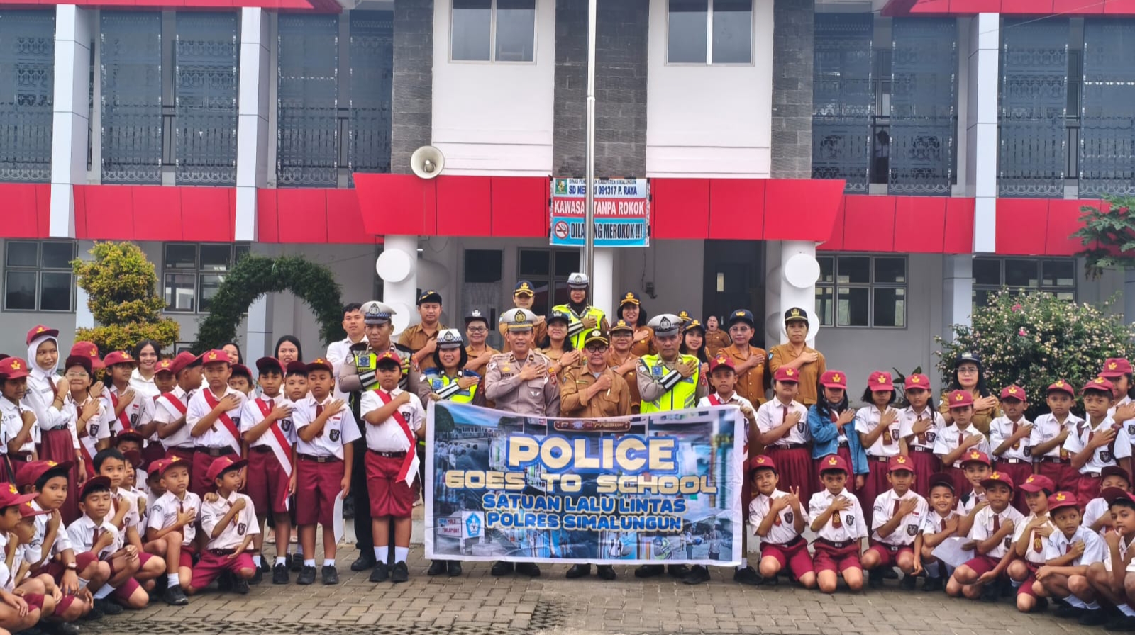 Kanit Gakkum Lantas Polres Simalungun Jadi Irup, Edukasi Keselamatan Berlalu Lintas ke Siswa SD 