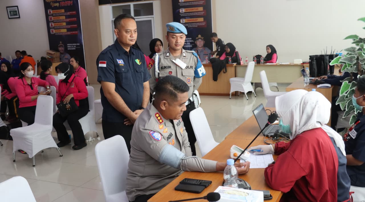 Polresta Tangerang Gelar Donor Darah, Wujud Bakti Kesehatan Sambut Hari Bhayangkara ke-80