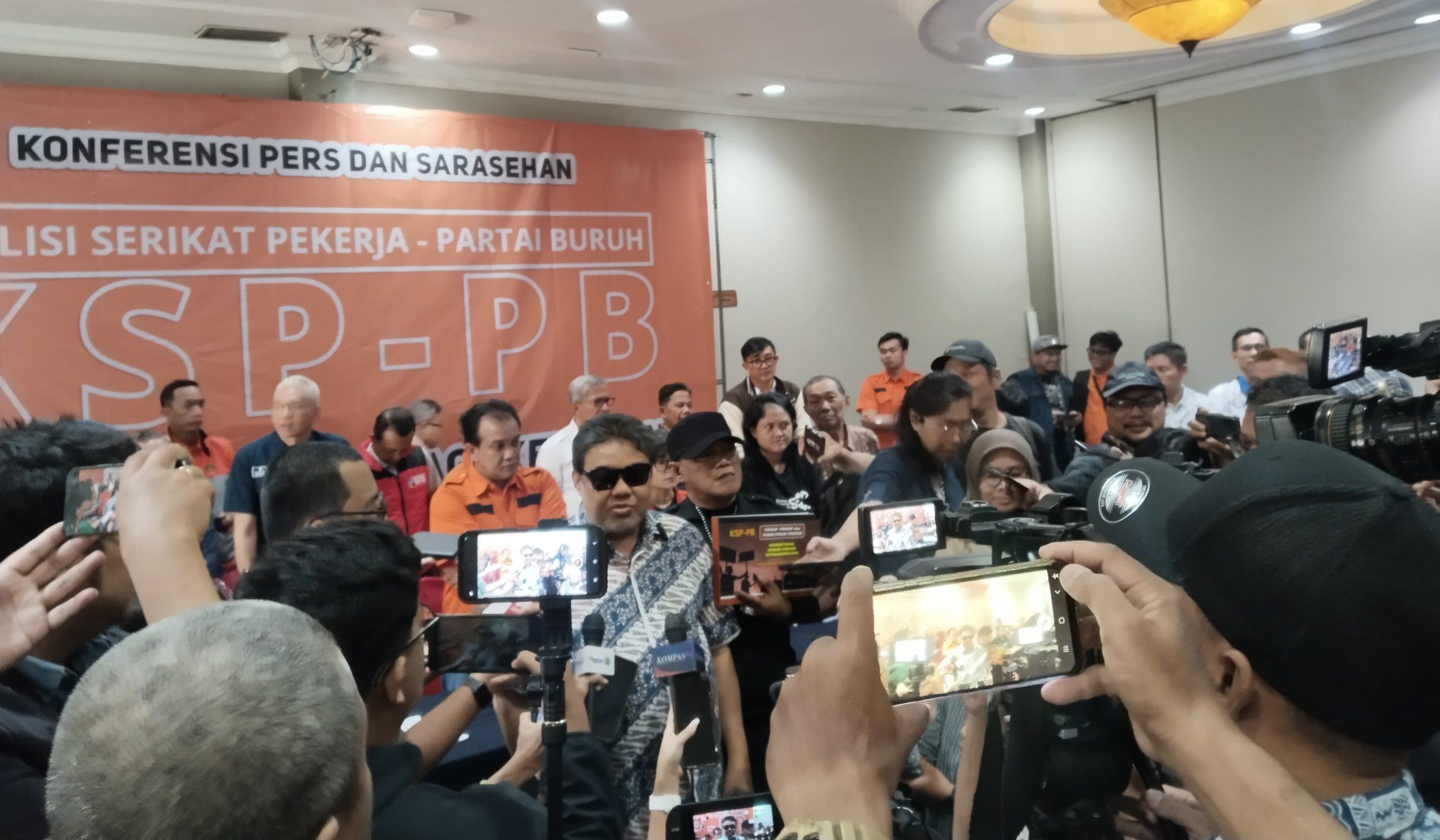 Koalisi Serikat Pekerja dan Partai Buruh Desak Pembentukan UU Ketenagakerjaan Baru
