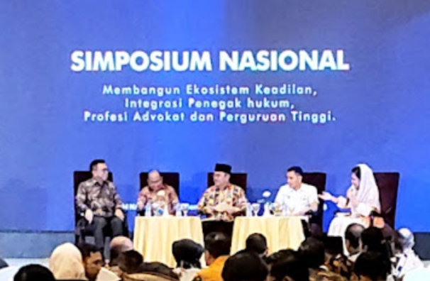 Mantan Hakim Agung Soroti Krisis Integritas Penegak Hukum, Dorong Sinergi PERADI Profesional dan Perguruan Tinggi