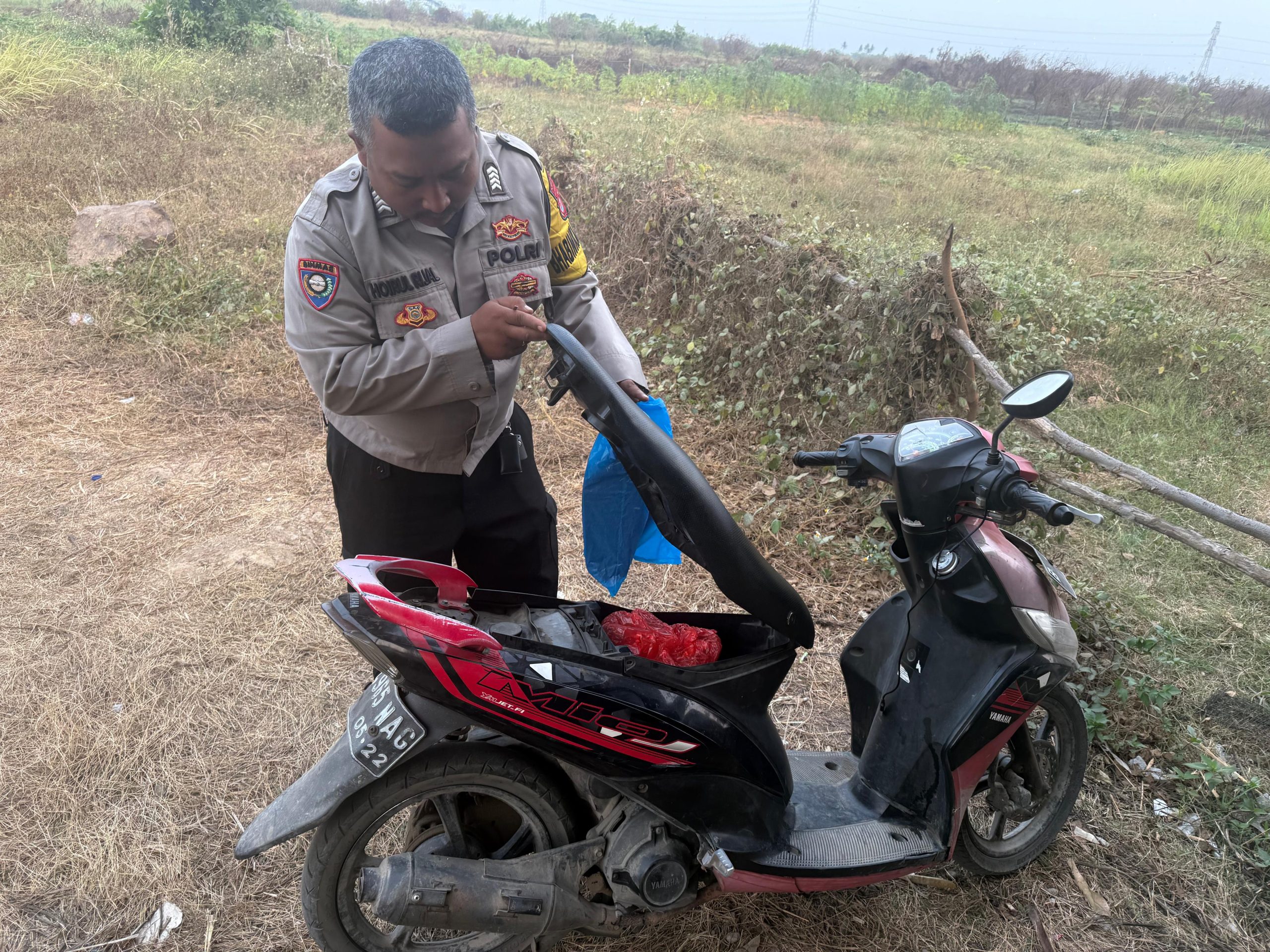 Quick Response Personel Polsek Mauk Cek Lokasi Dugaan Transaksi Obat Daftar G di Sukadiri