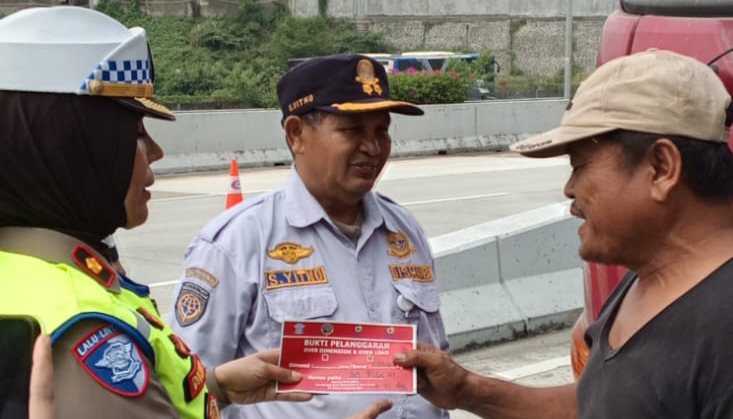 Tingkatkan Keselamatan di Jalan Tol, Induk PJR BSD Tertibkan Kendaraan ODOL