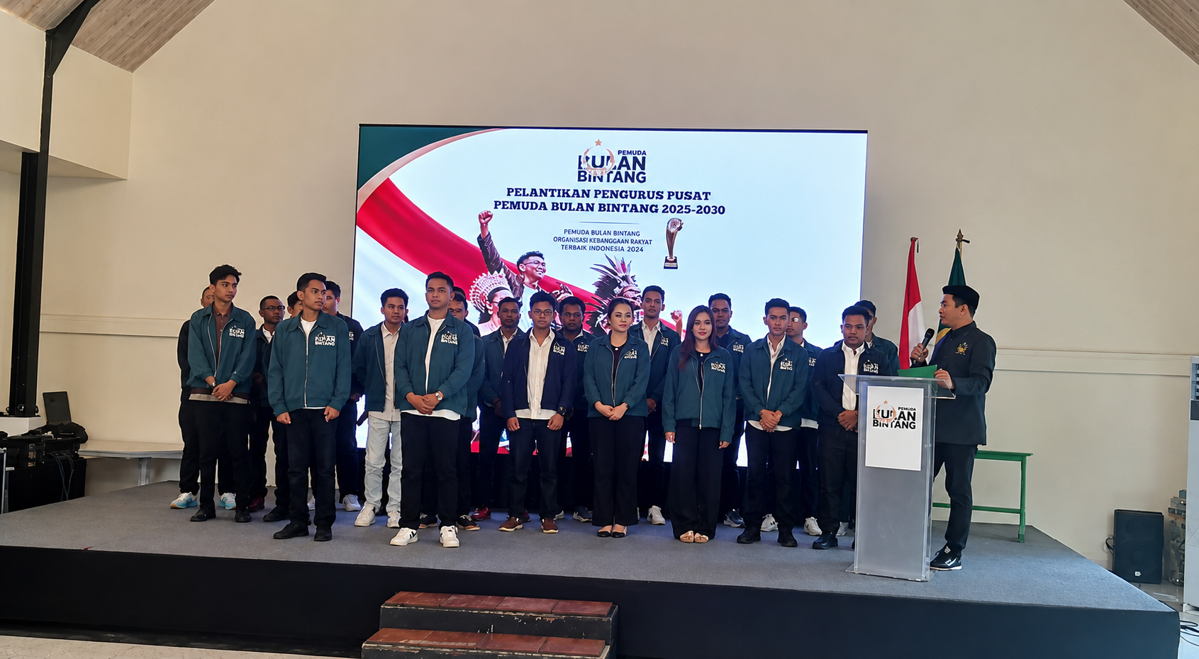 Lantik Pemuda Bulan Bintang 2025–2030, Yusril Tegaskan PBB Tetap Dukung Pemerintahan Prabowo hingga 2029