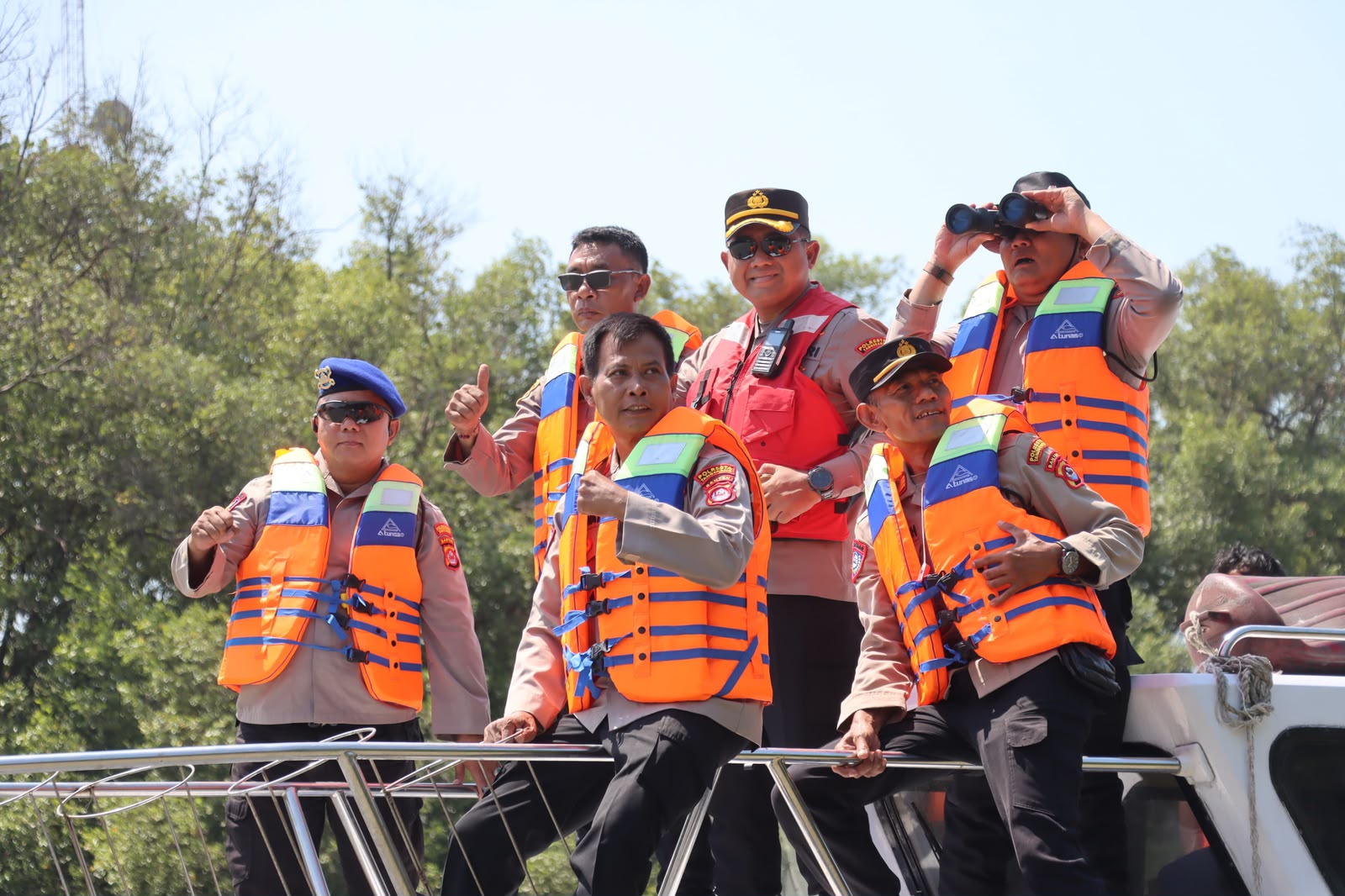 Patroli Laut, Kapolresta Tangerang Sisir Perairan Pulau Cangkir hingga Batas Serang
