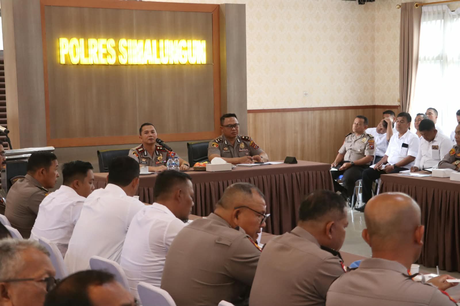 Wakapolres Simalungun Pimpin Komitmen Bersama, Seluruh Personel Siap Melaksanakan "Commander Wish" 