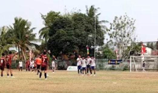 Sepatan Timur tekuk Sindang jaya Skor 4 - 2 di Piala Bupati Cup U-17 Kabupaten Tangerang.