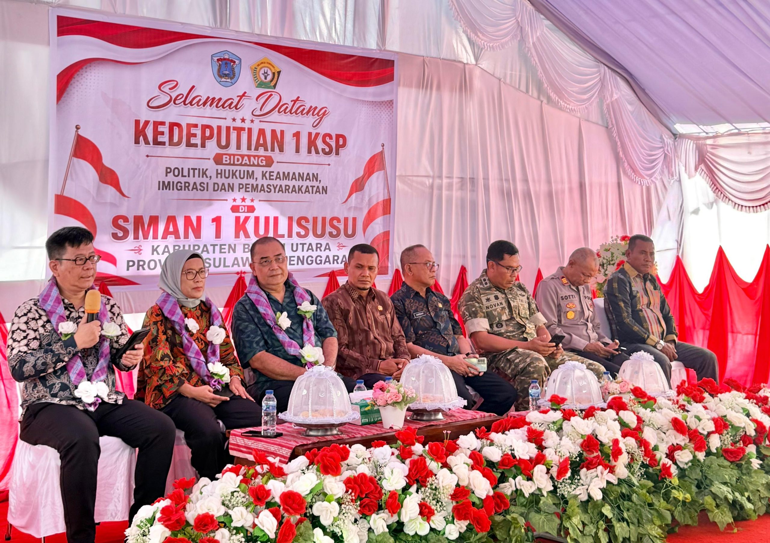 Kedeputian I KSP Tinjau Pembinaan Ideologi Pancasila dan Paskibraka di SMAN 1 Kulisusu Buton Utara