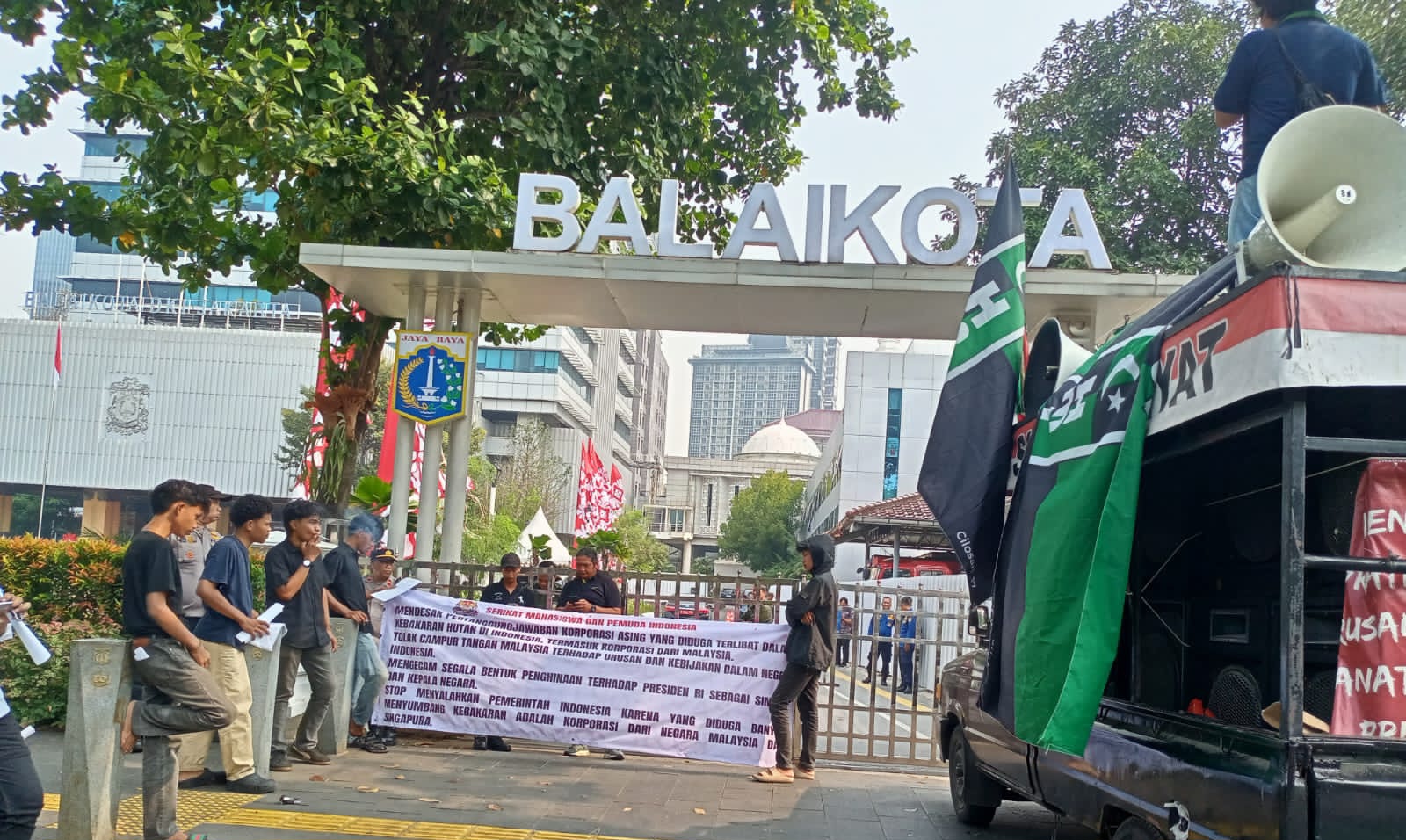 HMI Jakarta Barat Desak DPRD Segera Mencopot Direktur Utama PT Food Station Tjipinang Jaya (Perseroda)