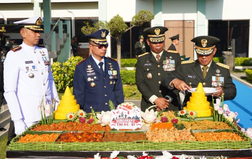 HUT ke-81 TNI, Kodam IX/Udayana: Bersama Rakyat Menjaga Kedaulatan dan Persatuan
