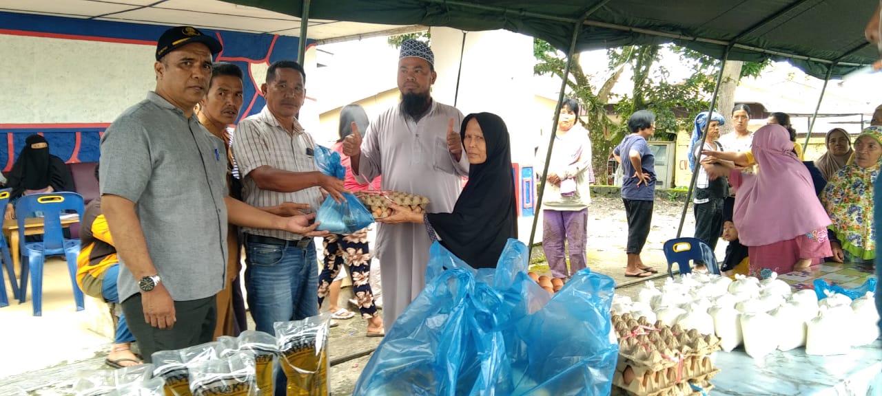 Pemuda Perintis 59, Disperindag, Batalyon TP 901/SG Gelar Pasar Murah 