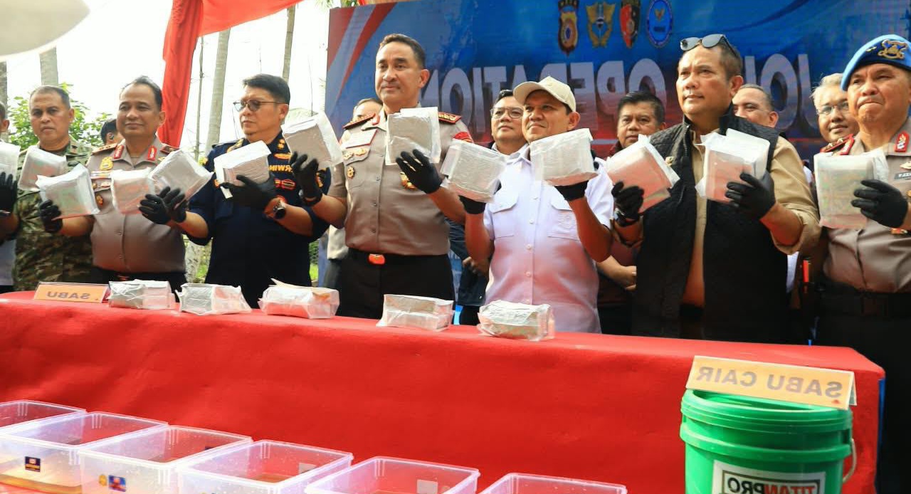 Tim Gabungan Polri Berhasil Menyita Hampir 1,2 Ton Sabu dari Laboratorium Gelap di Aceh