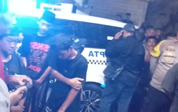Geger di Sepatan Timur! Pria Ditemukan Tewas Didalam Bengkel, Polisi Lakukan Penyelidikan