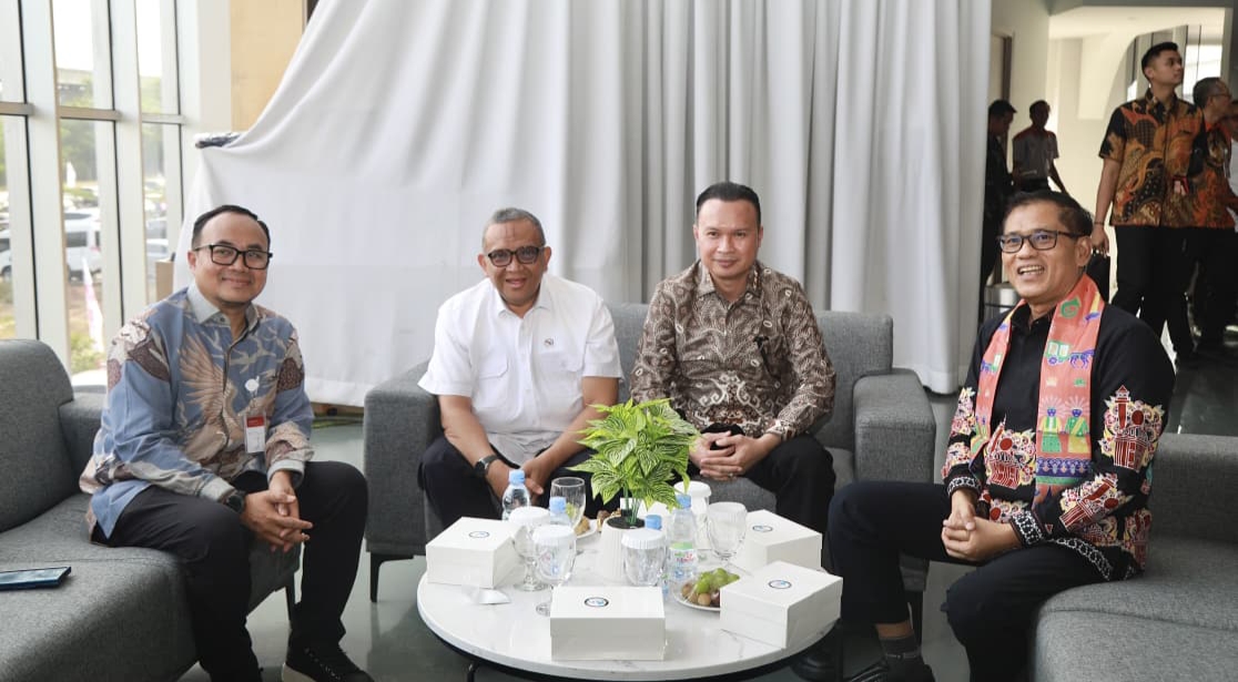HUT ke-11 KCIC, Wamenaker Harap Alih Pengetahuan Whoosh ke SDM Lokal